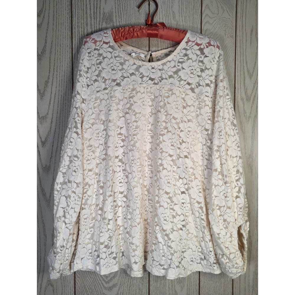 Maurices Womens 1X Cream Floral Lace Long Sleeve Keyhole Back Blouse Top